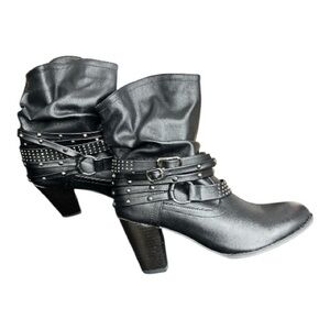 Women’s Black Faux Leather Stylish Sexy Ankle Boots with Studded Straps Size 10